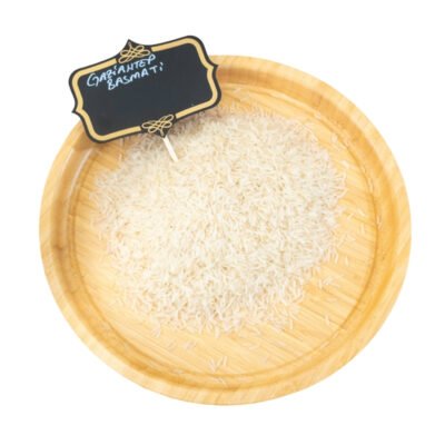 Gaziantep Basmati Pirinç beyaz arka planlı profesyonel ürün fotoğrafı